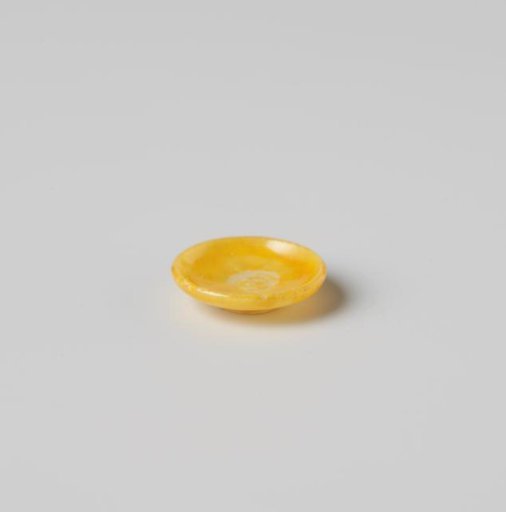 Dish, yellow lacquered