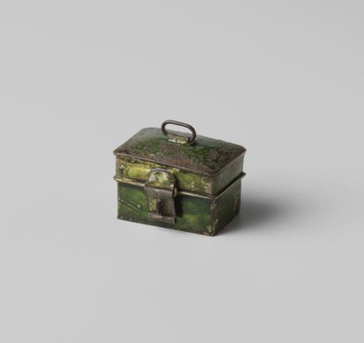 Drum with lid, rectangular, painted green