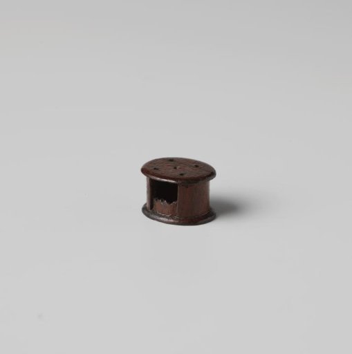 Stove, oval, with five holes on the top