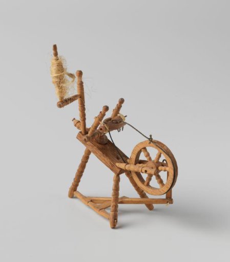 Spinning wheel, upright model on a tripod