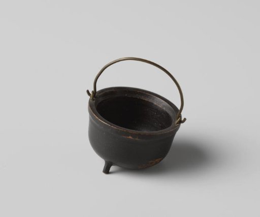 Cooking Pot with Copper Handle