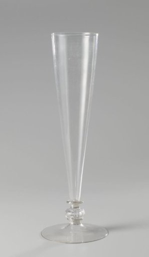 Flute glass