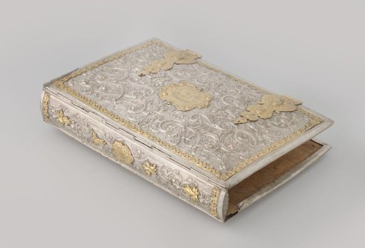 Missal binding