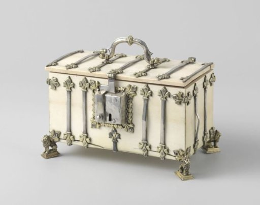Small reliquary box