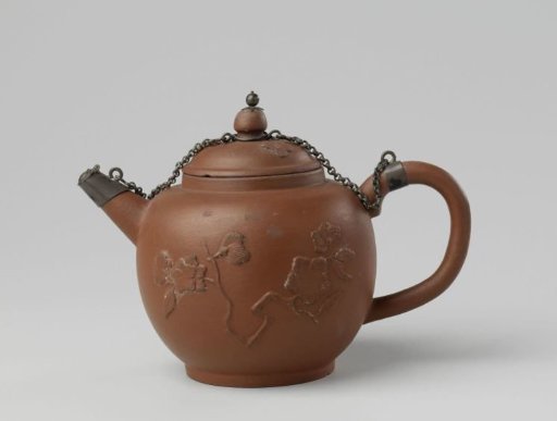 Teapot with a Decoration of Plum Blossom