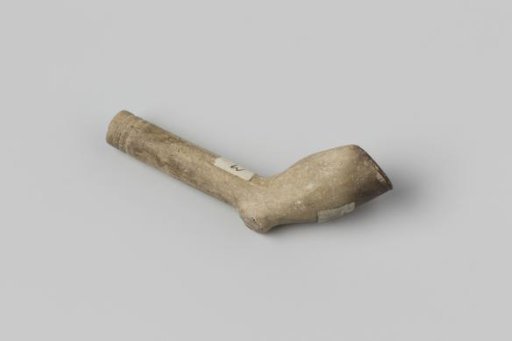 Tobacco pipe.