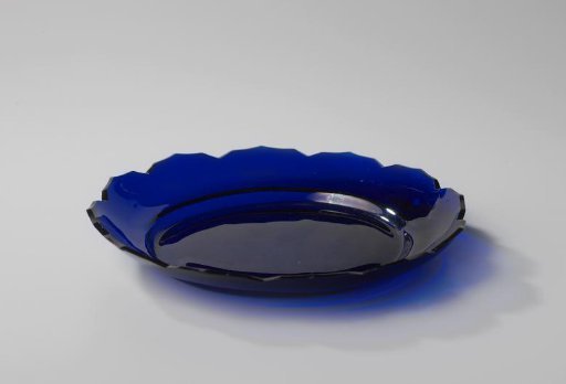 Dish of blue glass