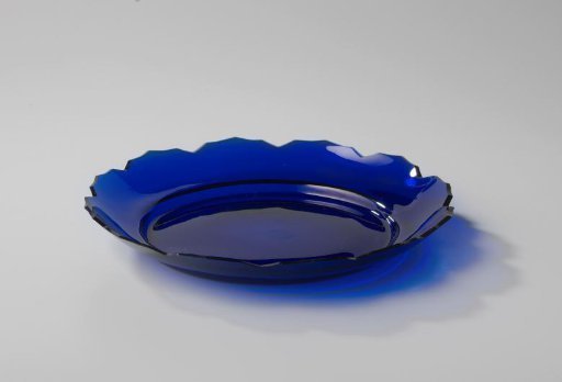 Plate of blue glass