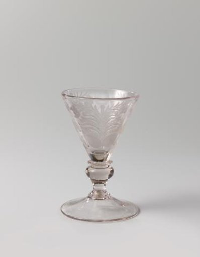 Chalice glass with leafy tendrils and circles