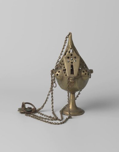 Censer on a Chain, with a Multifaceted and Tapering Lid