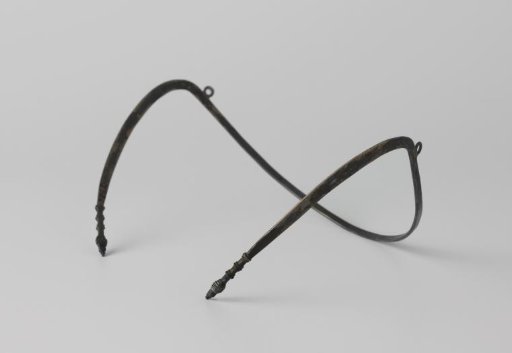 Silver ear ornament