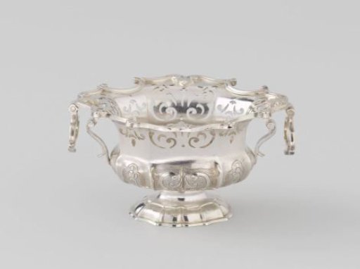 Sugar bowl