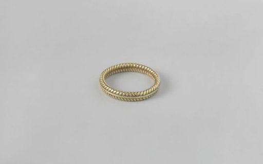 Pinky ring