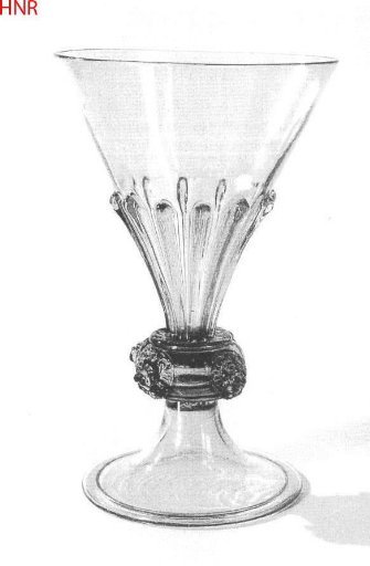 Chalice with ribs