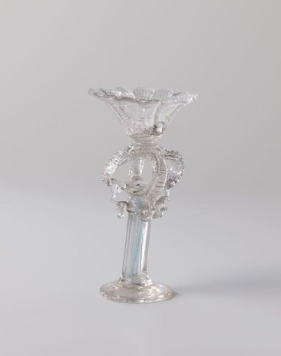 Bowl on a high foot, in the shape of a flower