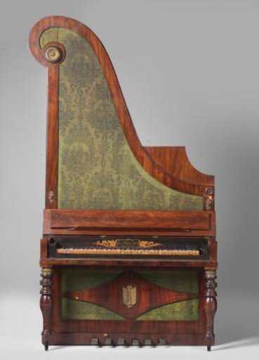 Giraffe Piano
