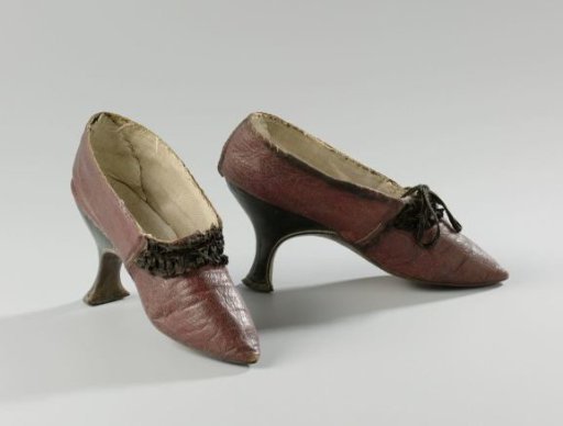 Pair of ladies' shoes with ruffles