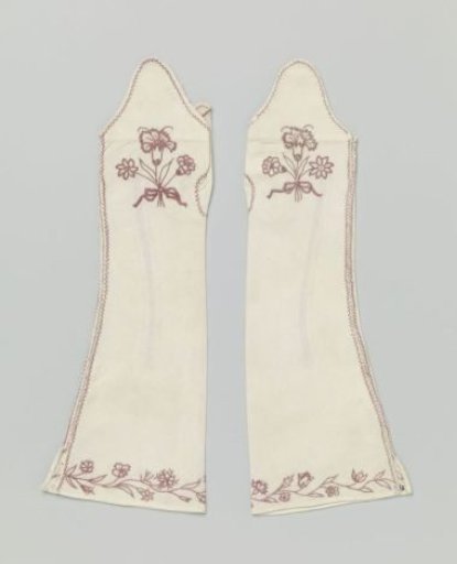 Gauntlet of White Calico Embroidered with a Floral Motif of Red Wool