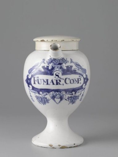 Apothecary jar with inscription S,/ FUMAR,COMP,