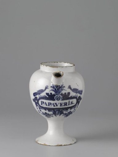 Apothecary jar 'O/ PAPAVERIS.'