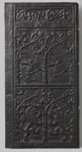 Stove Plate with Two Angels and Two Lions
