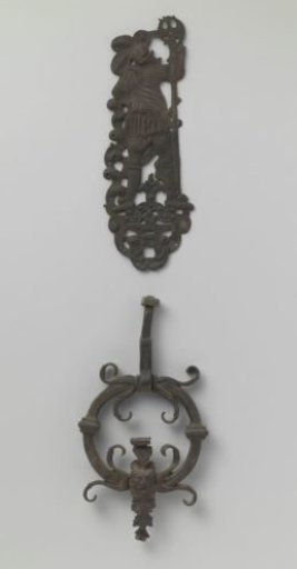 Door Knocker With Plate