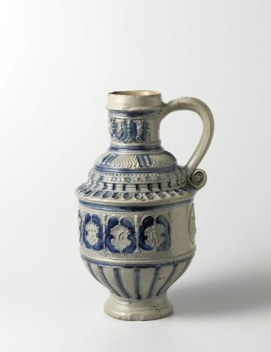 Jug with coats of arms