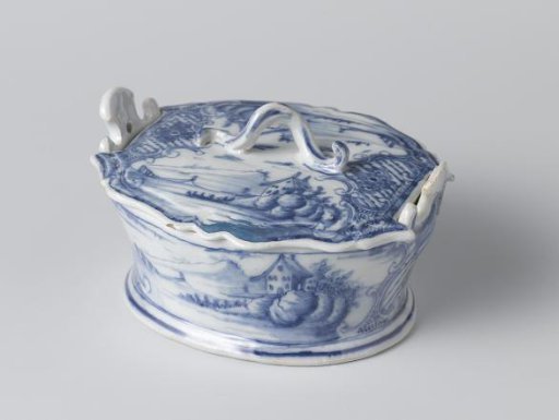 Lid in faience