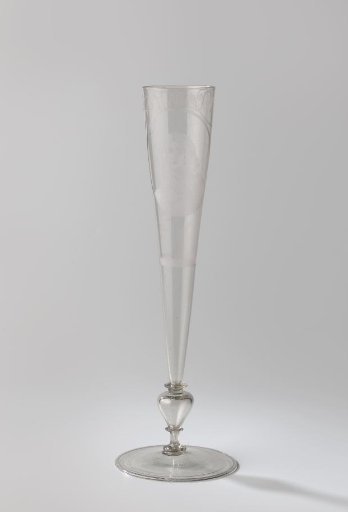 Flute glass with a portrait of William III