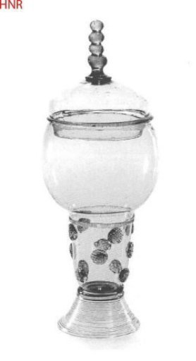 Lidded roemer with three rows of raspberry prunts