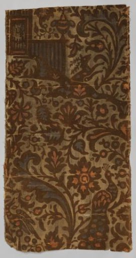 Roll of velour wallpaper