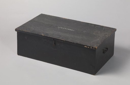 Chest of the association "Het Metalen Kruis"
