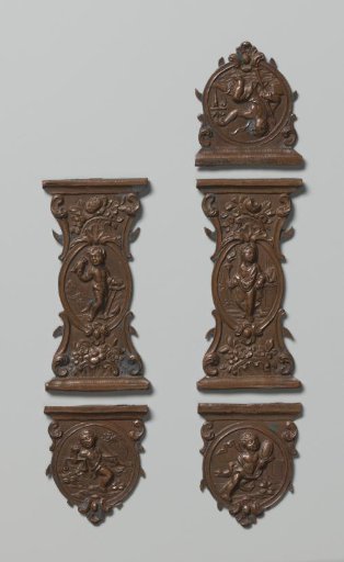 Models for Clasps and Brackets of Book Locks