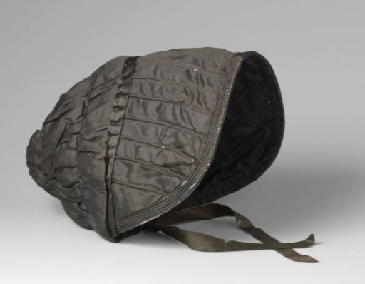 Canopy hat (capote)