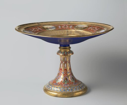 Dish with landscapes