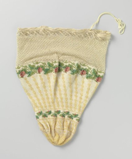 Reticule in a crochet model, of ecru-colored knitted cotton, with a pattern of knitted-in yellow, green, and pink beads