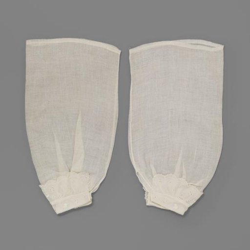 Cotton batiste under-sleeve with English embroidery