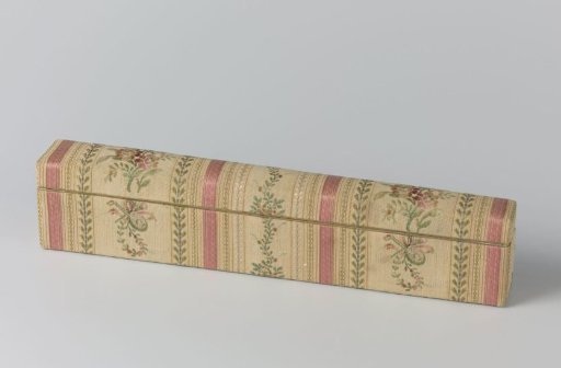 Fan case of cardboard, covered with striped silk with floral scrolls in red, pink, green and gold