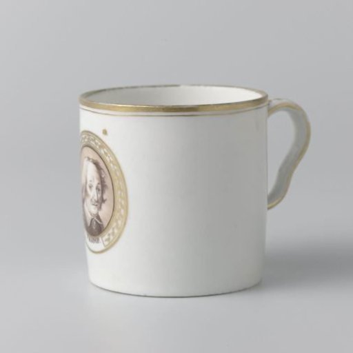 Cup with the portrait of Maarten Harpertszoon Tromp