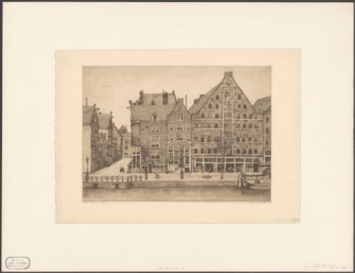 View of the Oudeschans and the Eerste Batavierdwarsstraat