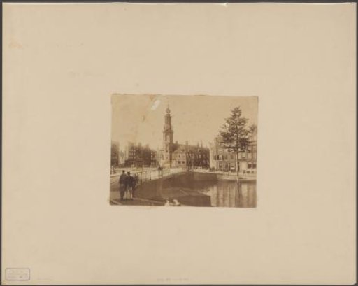 View of the Muntplein and the Munttoren