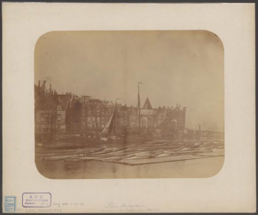 View of the Prins Hendrikkade with the Schreierstoren
