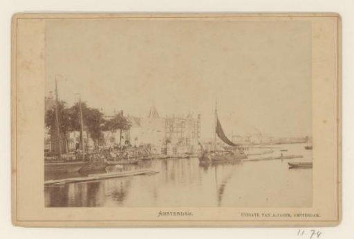 View of the Prins Hendrikkade with the Schreierstoren