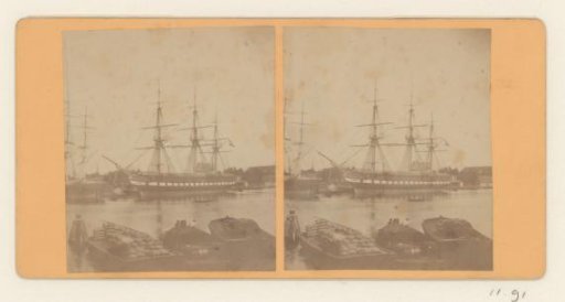 View of a ship at the Prins Hendrikkade