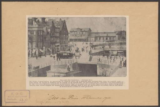 View of the Singel, corner of the Droogbak with Amsterdam Central Station