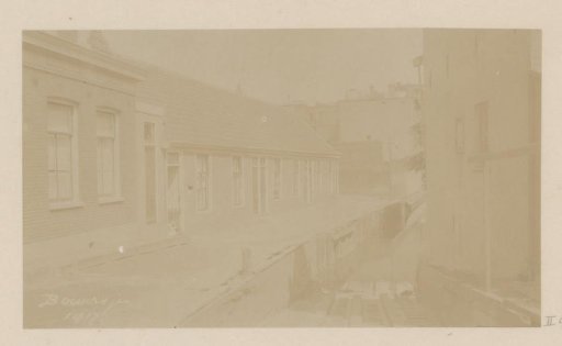 View of the Baarsjes, corner of Slatuinenpad