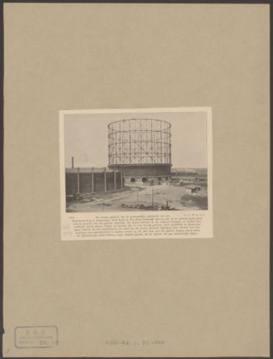 Gas holder of the Westergasfabriek under construction