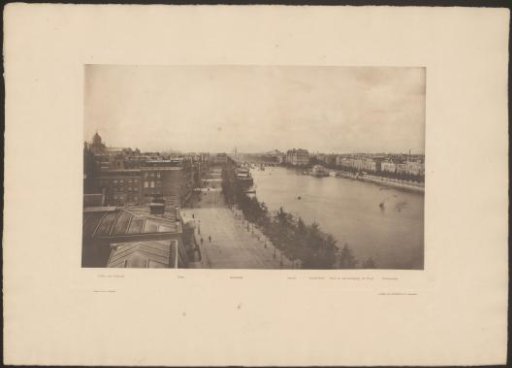 View of the Amstel and the Amstel Hotel from the Amsteldijk