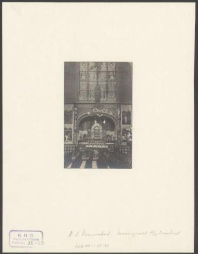 View of the interior of the Onze-Lieve-Vrouwekerk in Amsterdam