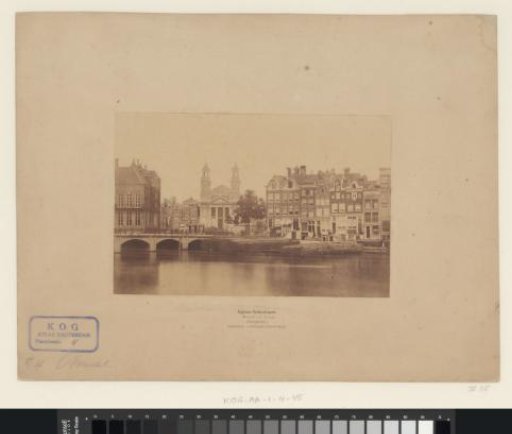 View of the Blauwbrug and the Mozes and Aäronkerk